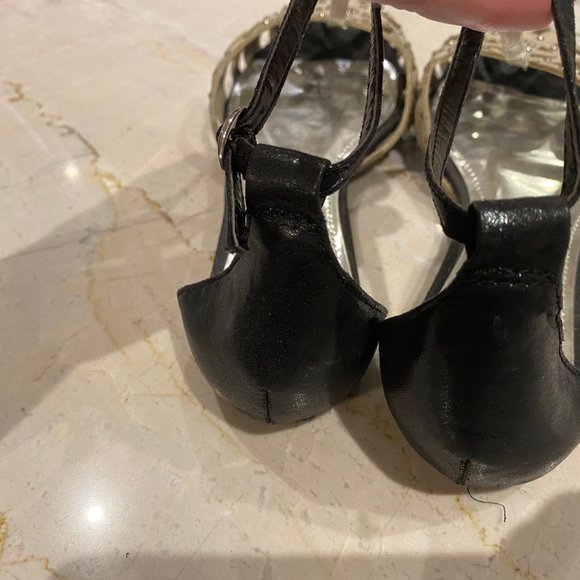 Jennifer Lopez Sandals - Picture 2 of 5